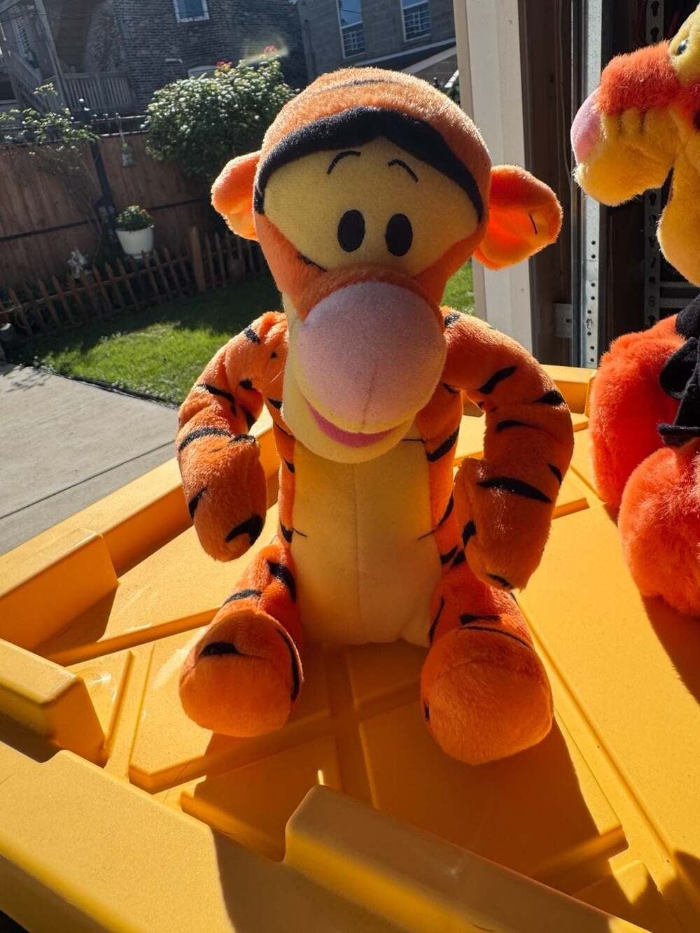 Fisher Price Disney Pooh And Friends 10 Inch Tigger